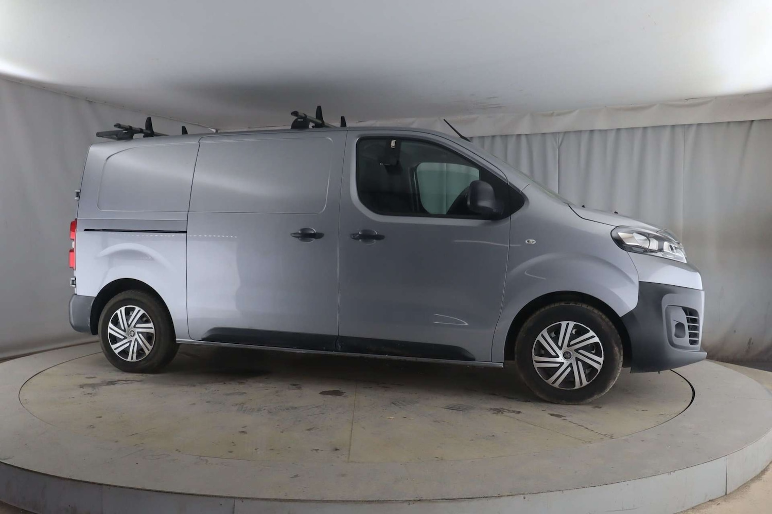 Used Citroen Dispatch 2021 for sale - 77638077: Photo 2