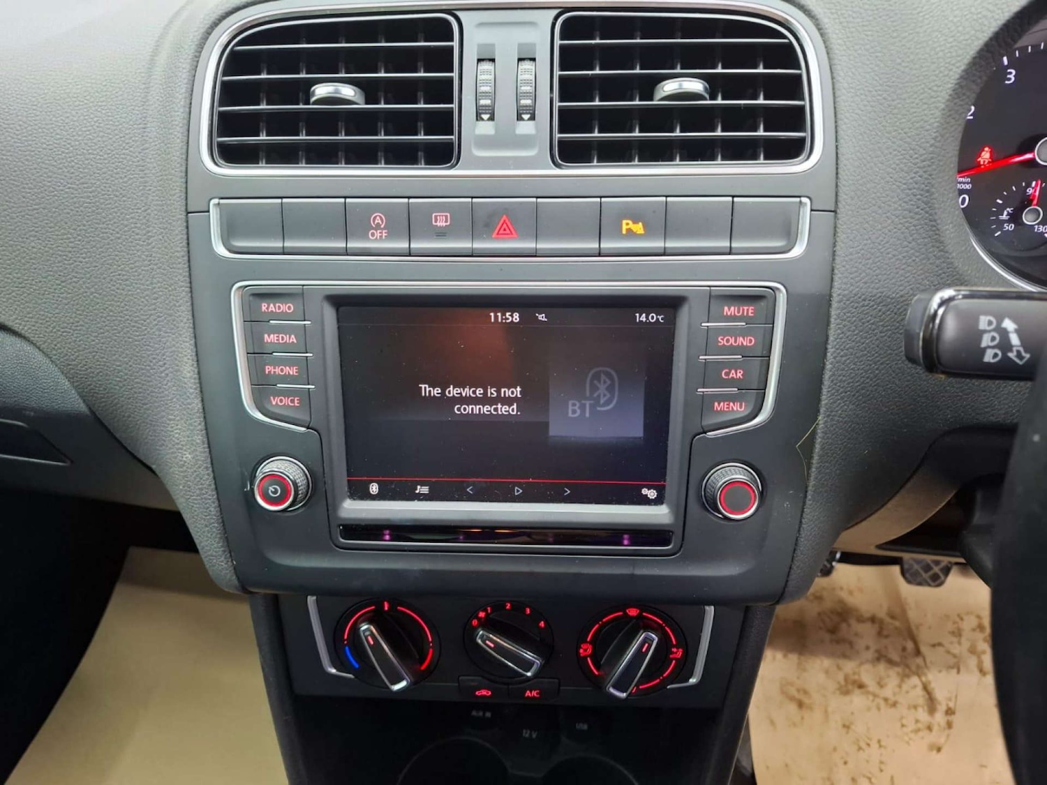 Used Volkswagen Polo 2016 for sale - 76921419: Photo 42