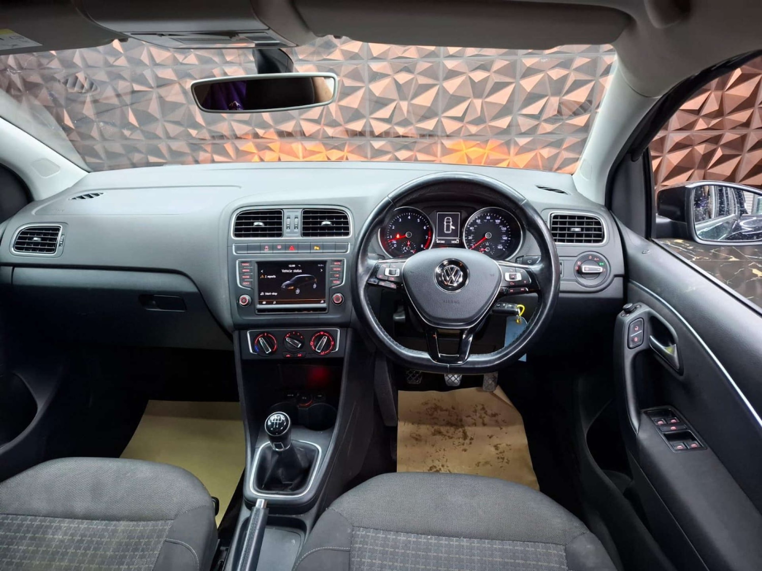 Used Volkswagen Polo 2016 for sale - 76921419: Photo 59