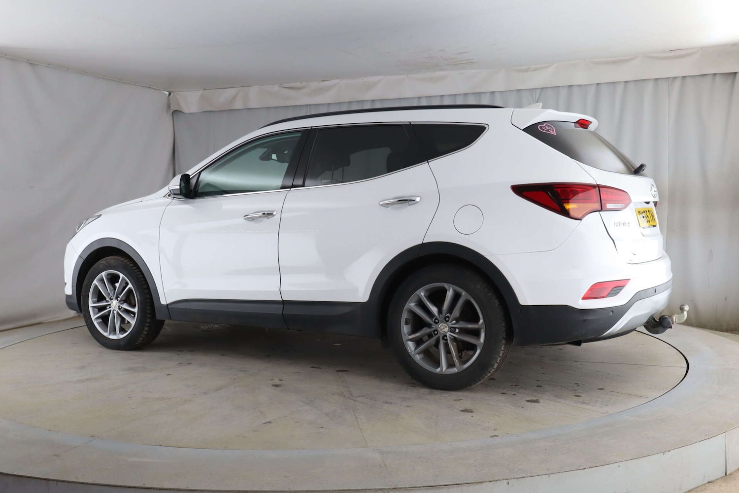 Used Hyundai Santa Fe 2015 for sale - 77905734: Photo 6