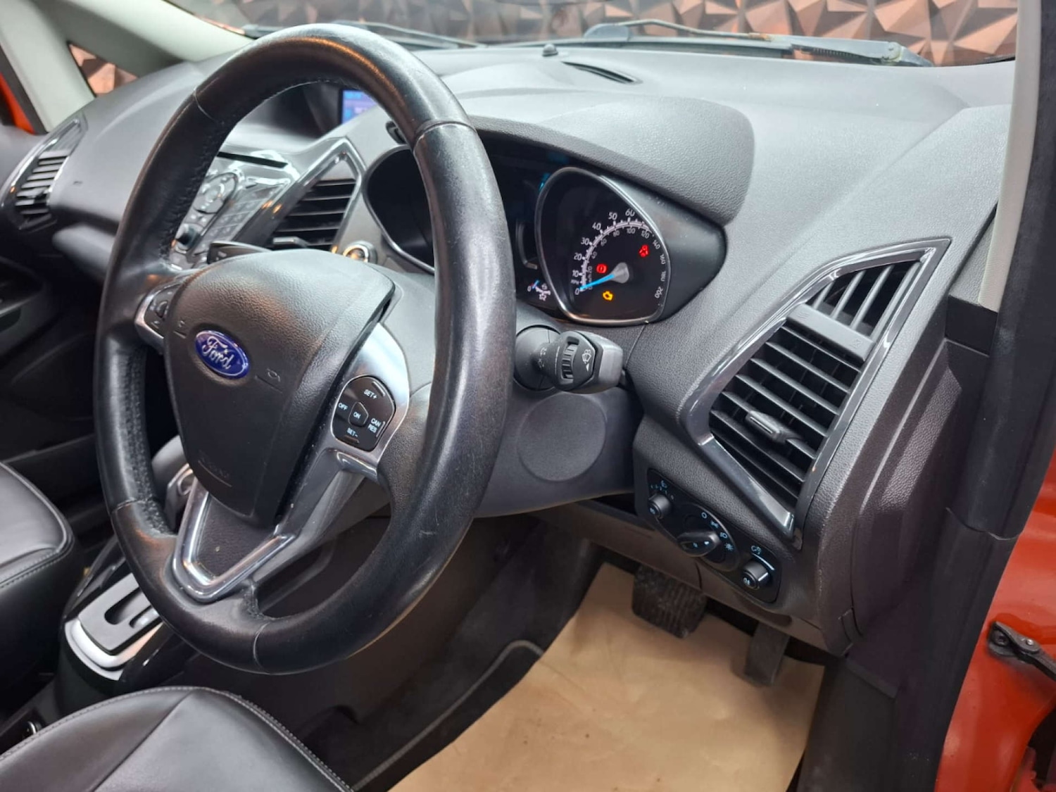 Used Ford Ecosport 2016 for sale - 76921423: Photo 32