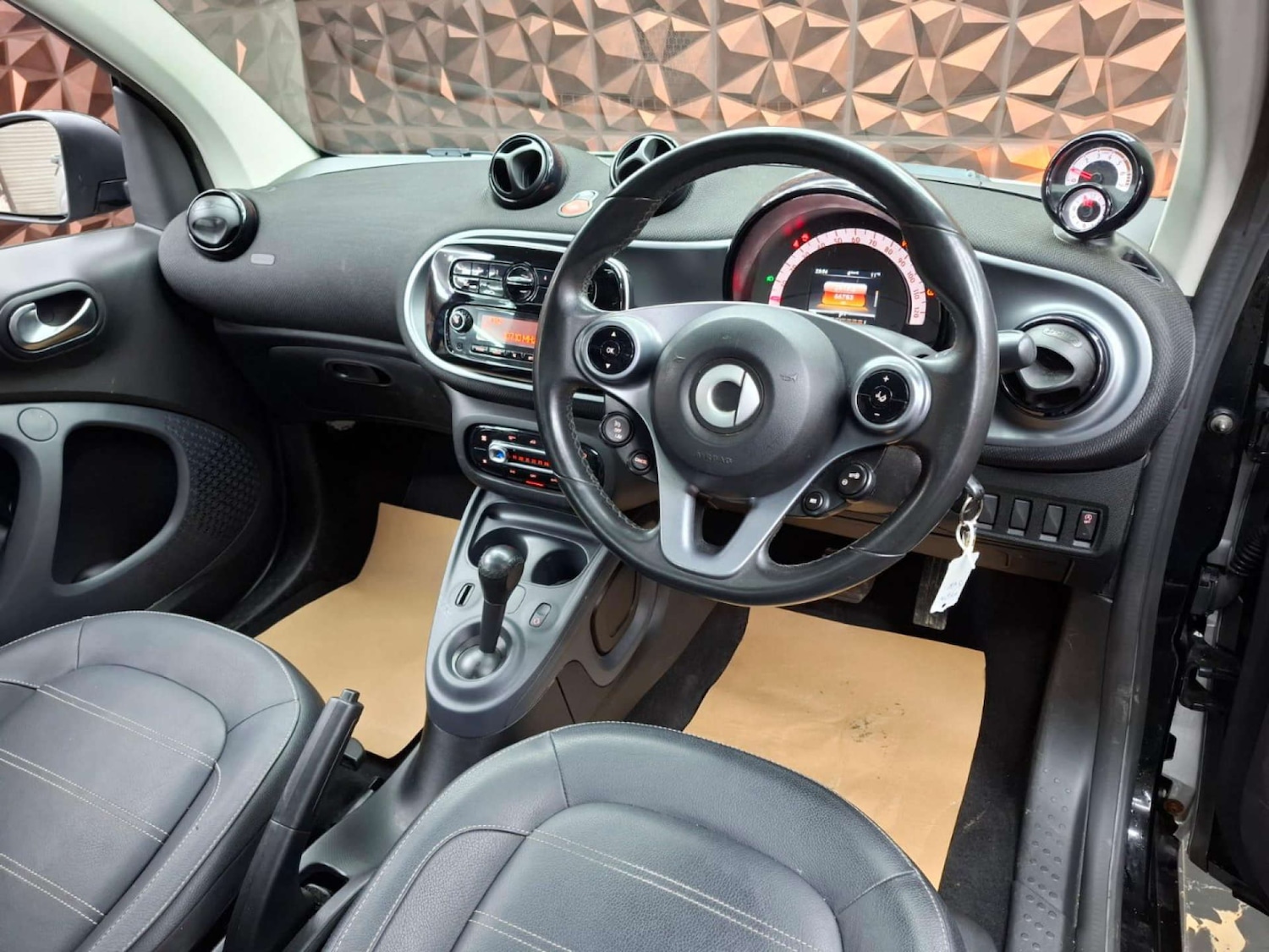 Used smart fortwo 2017 for sale - 77151210: Photo 19