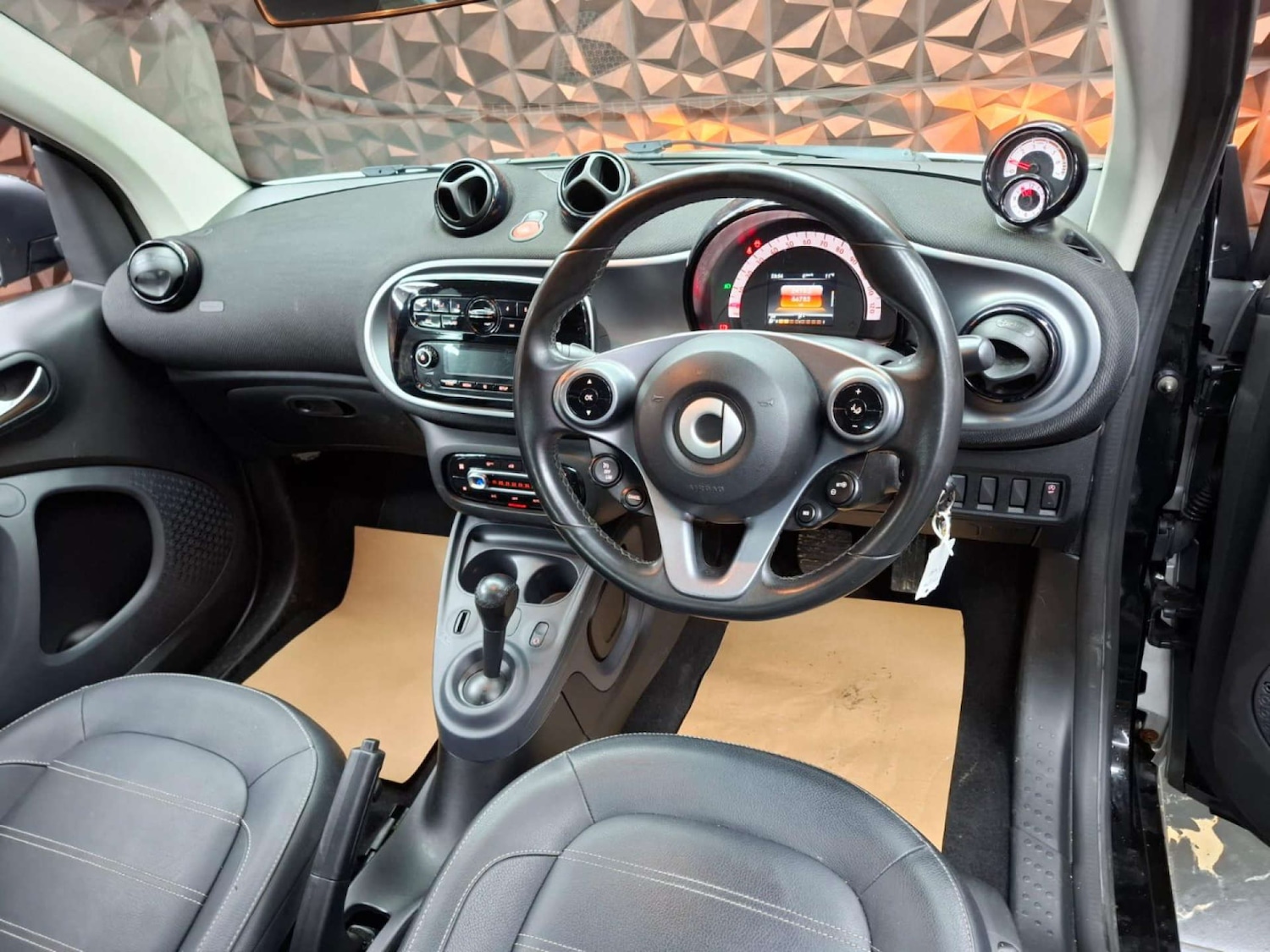 Used smart fortwo 2017 for sale - 77151210: Photo 21