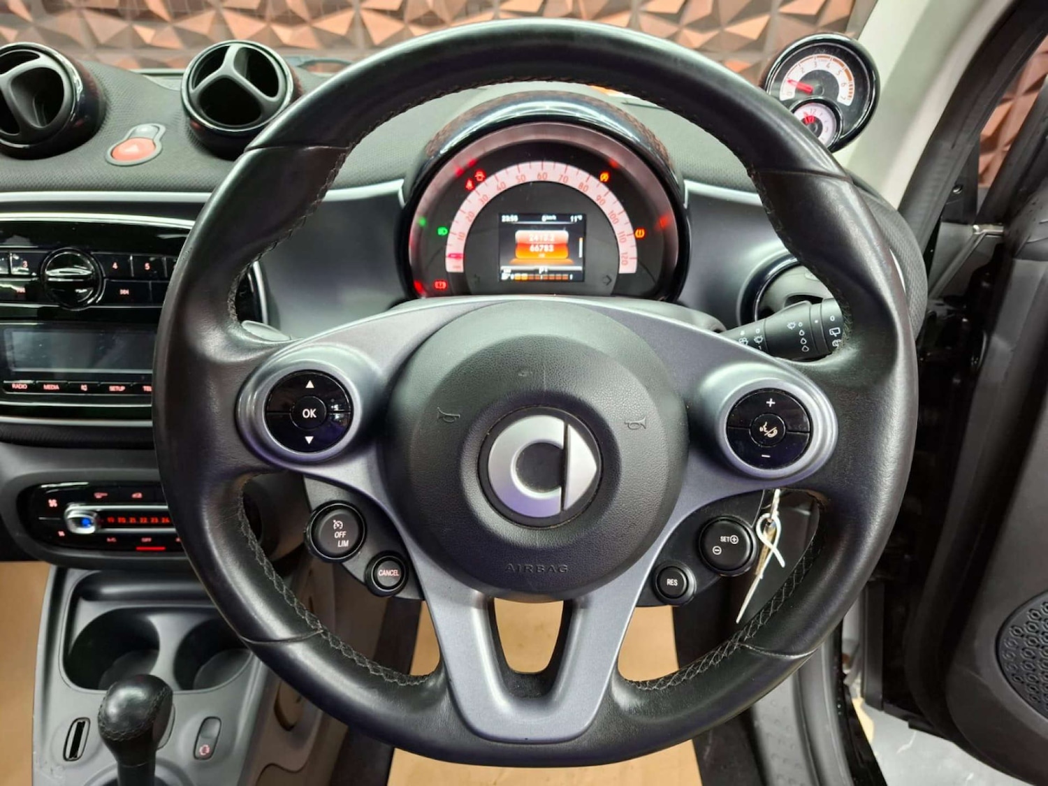 Used smart fortwo 2017 for sale - 77151210: Photo 22