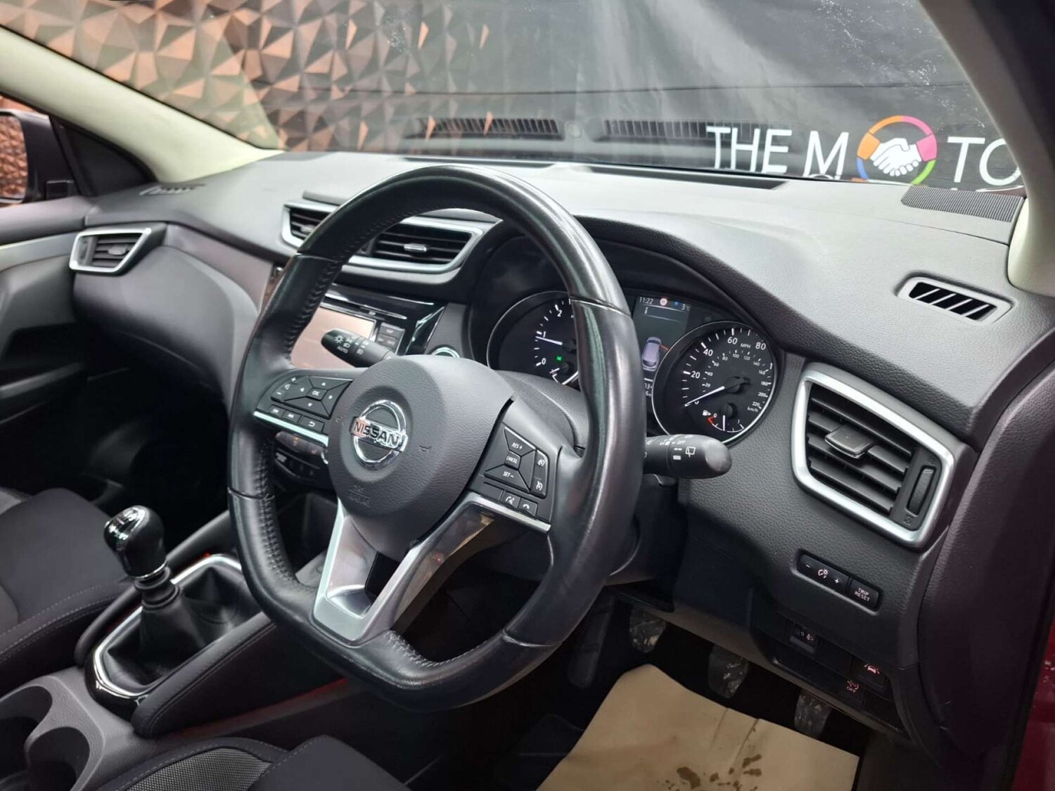 Used Nissan Qashqai 2017 for sale - 77187814: Photo 25