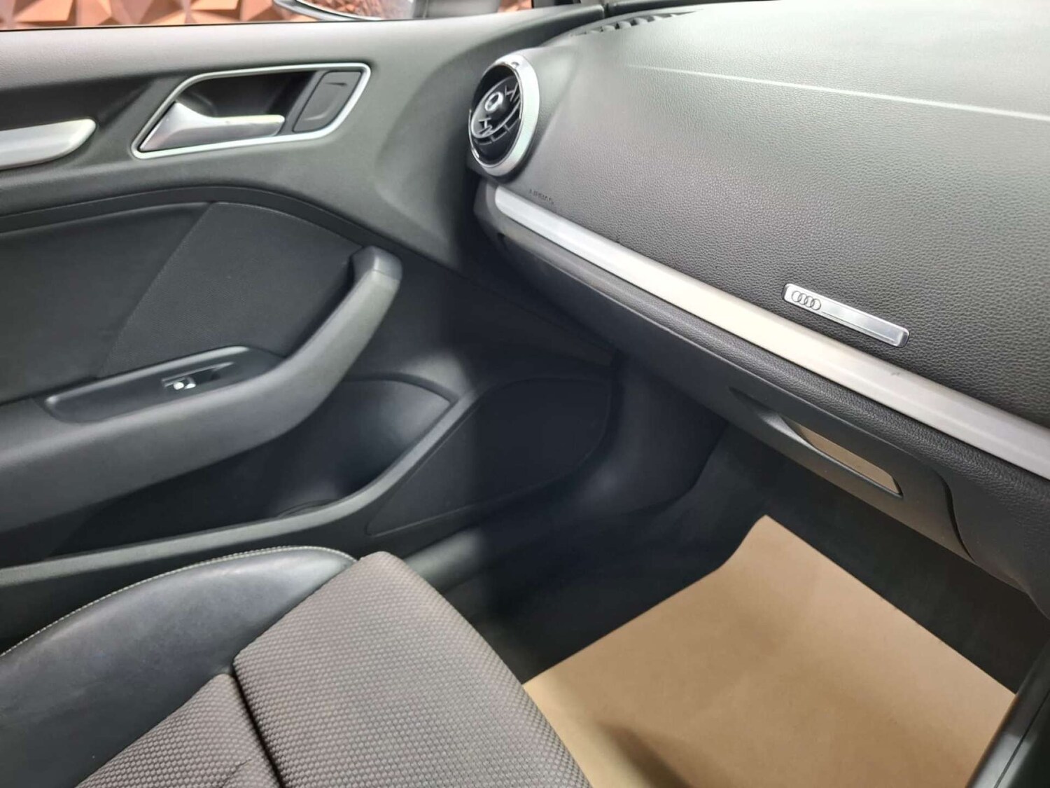 Used Audi A3 2016 for sale - 77494138: Photo 9