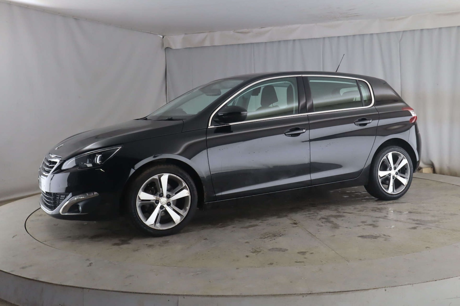 Used Peugeot 308 2016 for sale - 77575835: Photo 4