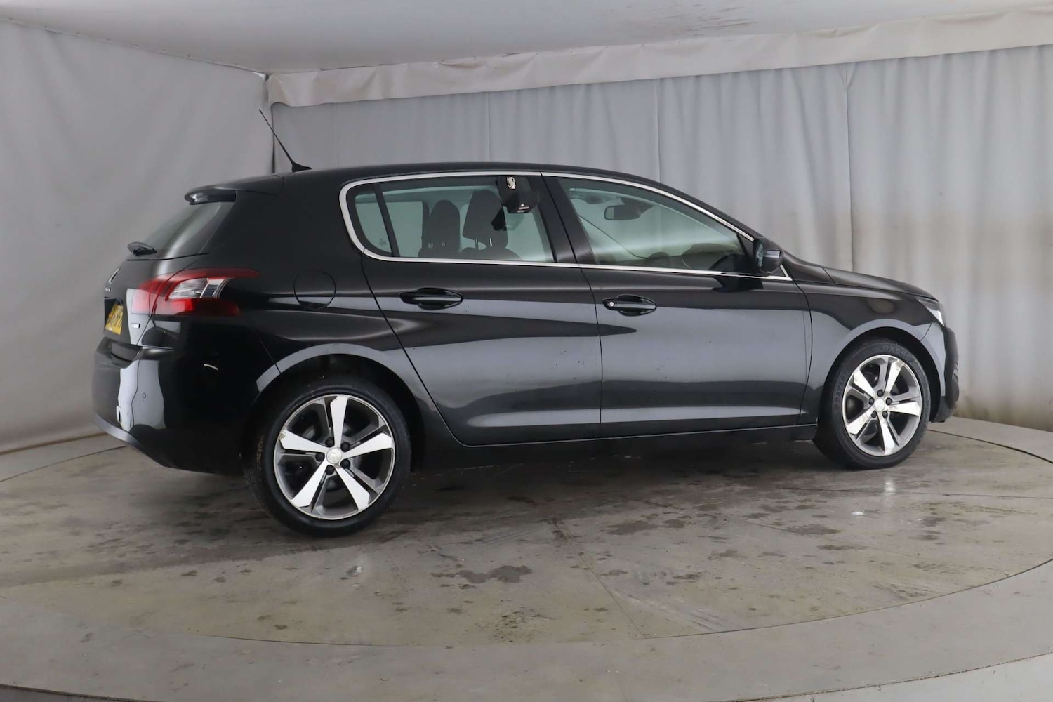 Used Peugeot 308 2016 for sale - 77575835: Photo 8