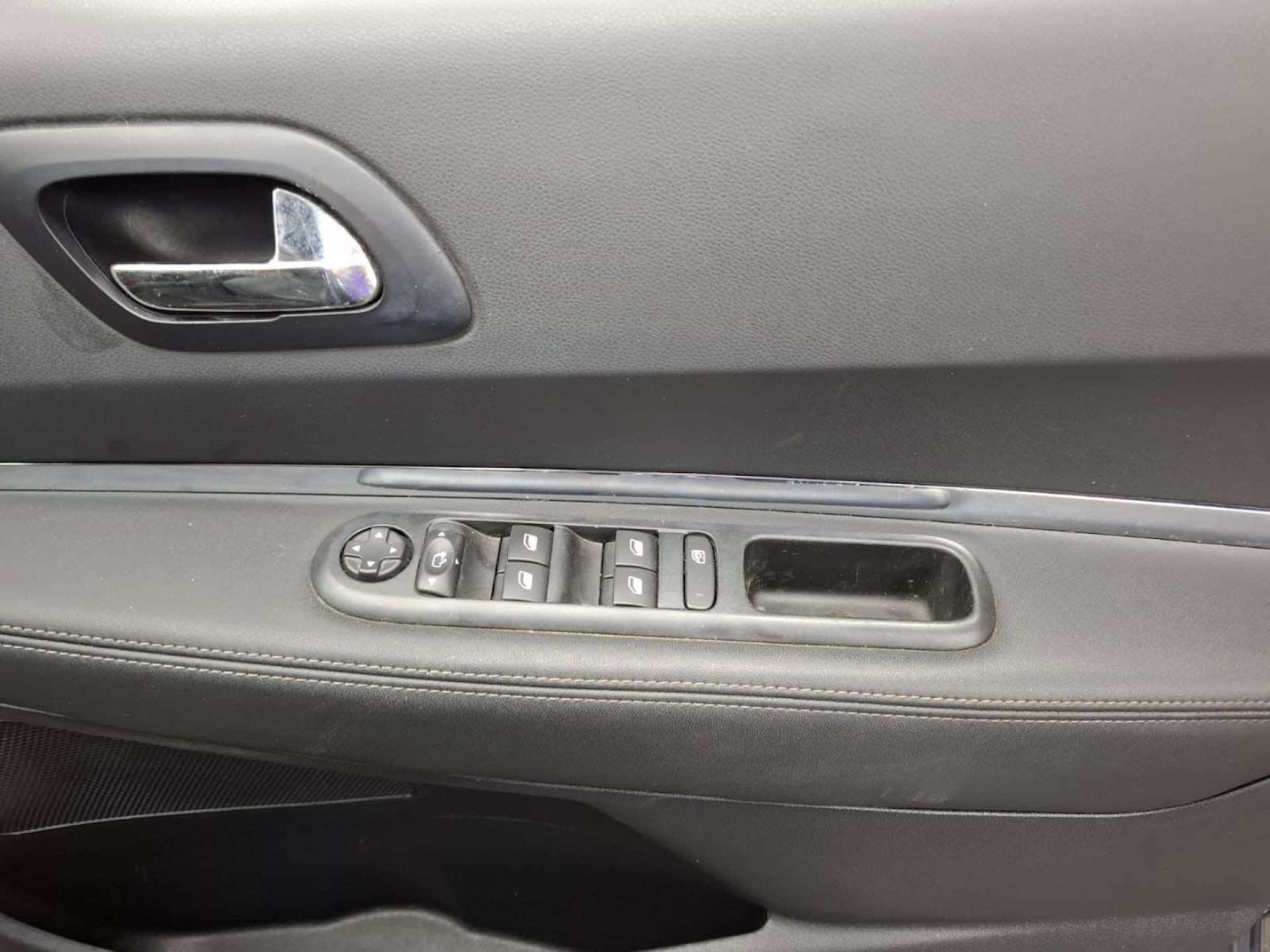 Used Peugeot 3008 2015 for sale - 77151328: Photo 39