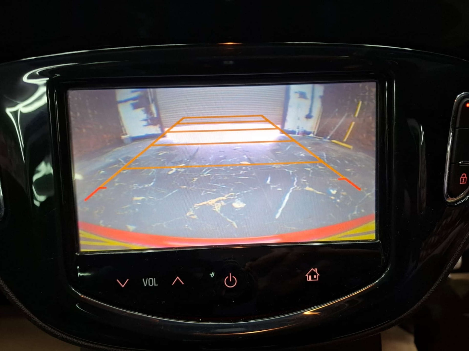 Used MINI Hatch 2017 for sale - 76921440: Photo 32