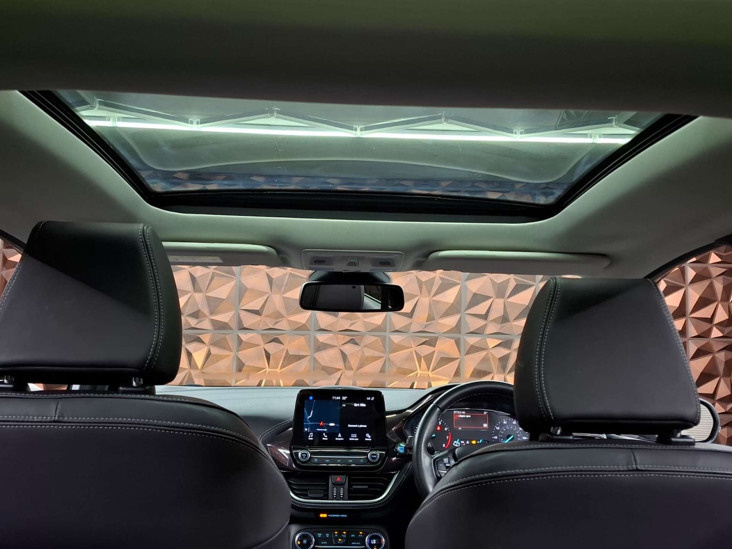 Used Ford Fiesta 2018 for sale - 76921324: Photo 15