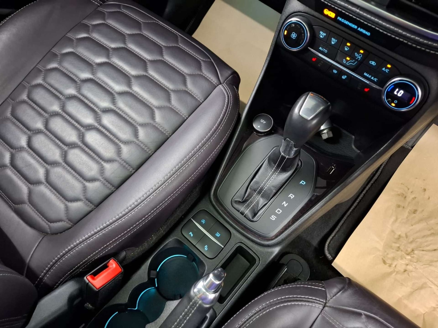 Used Ford Fiesta 2018 for sale - 76921324: Photo 27