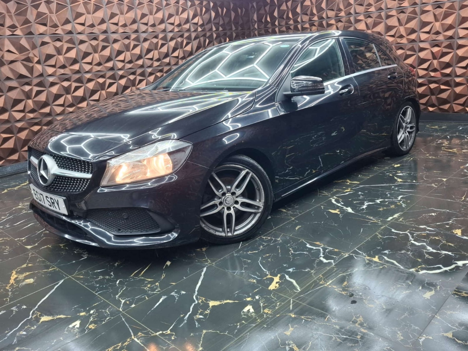 Used Mercedes-Benz A-Class 2017 for sale - 76921394: Photo 5