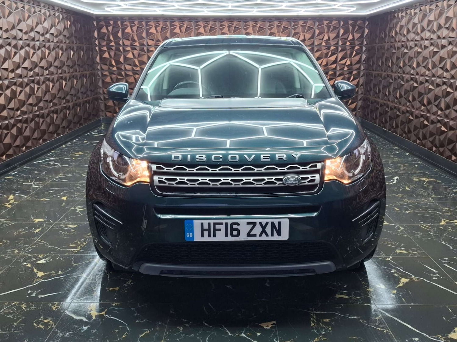 Used Land Rover Discovery Sport 2016 for sale - 77151155: Photo 3