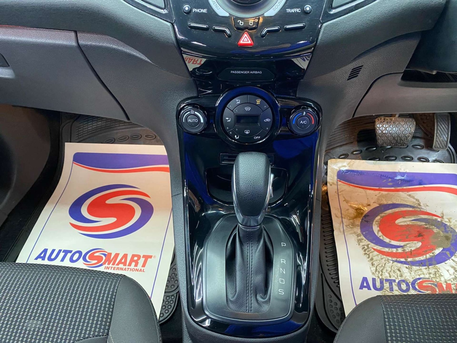 Used Ford Fiesta 2017 for sale - 77575822: Photo 12