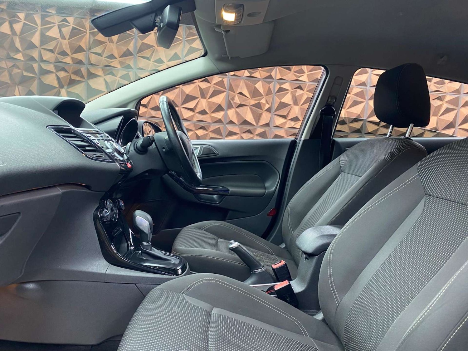 Used Ford Fiesta 2017 for sale - 77575822: Photo 14