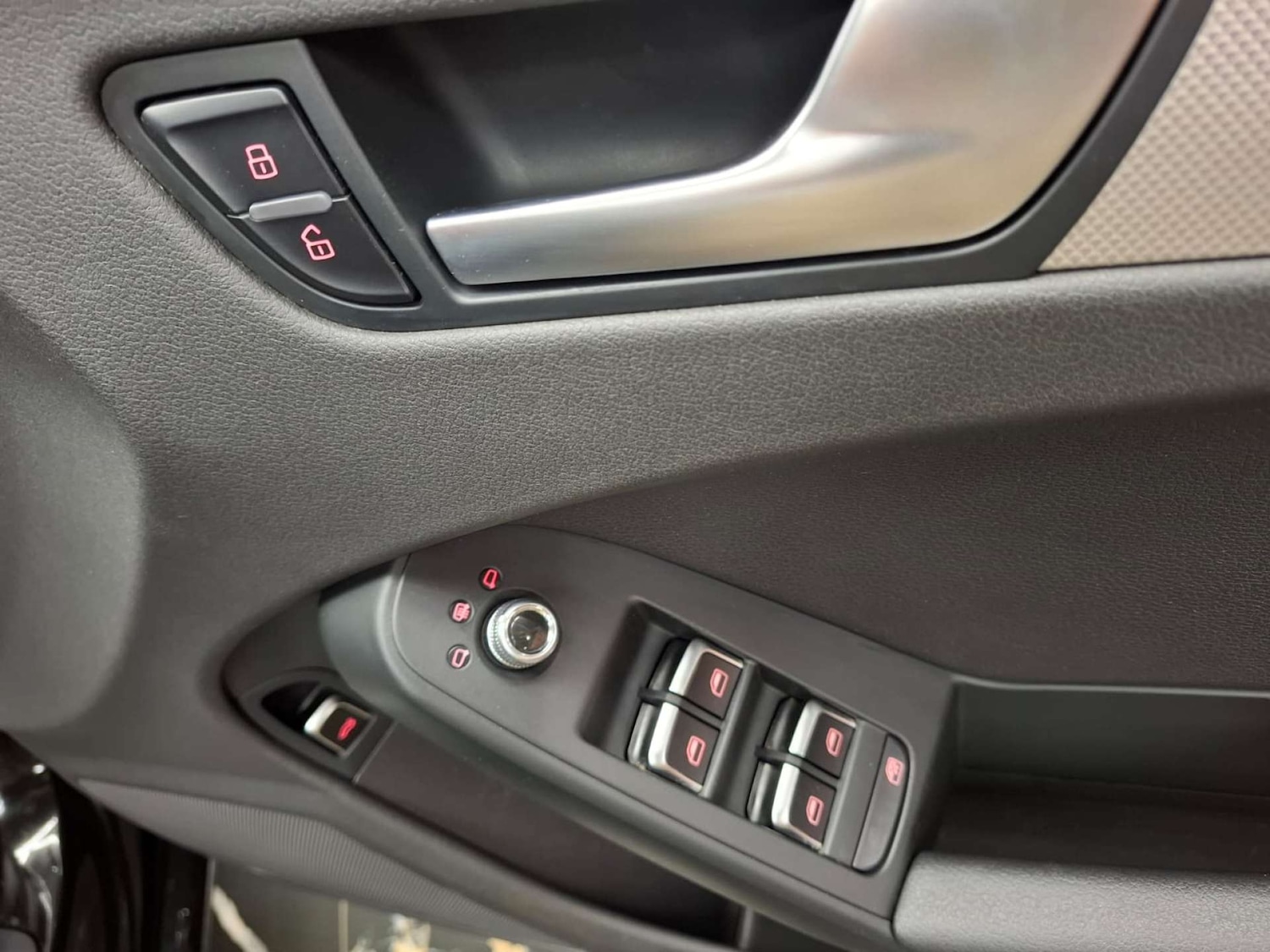 Used Audi A4 2014 for sale - 76921348: Photo 11