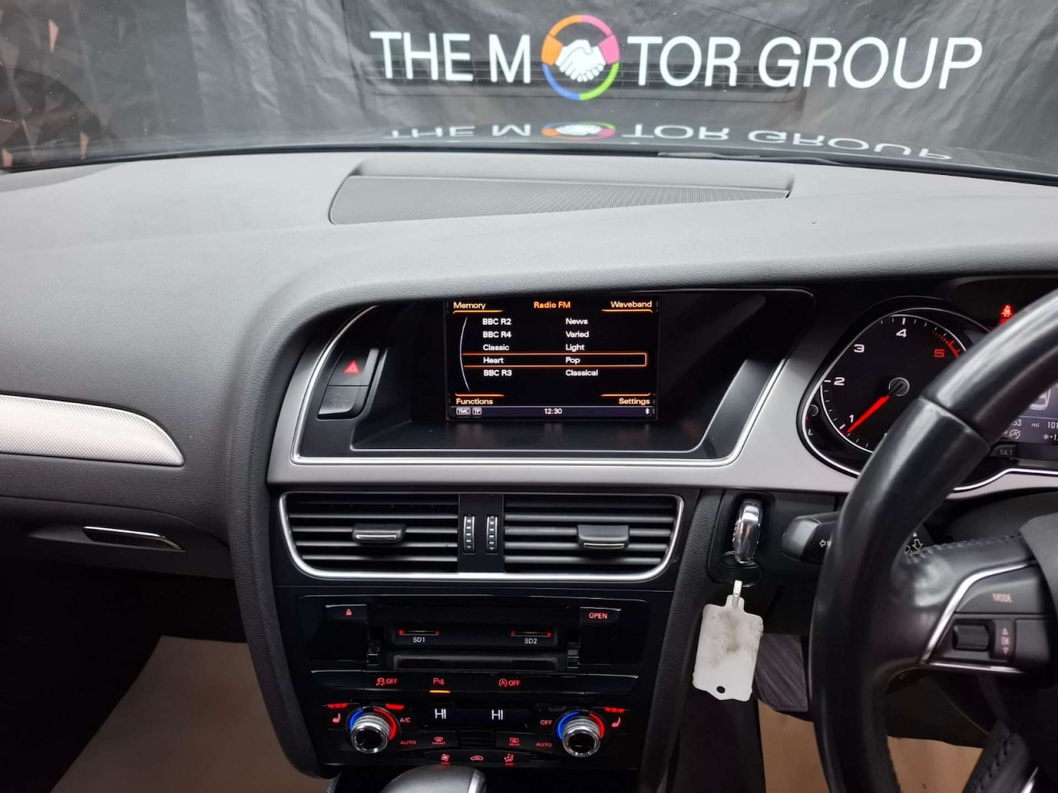 Used Audi A4 2014 for sale - 76921348: Photo 25