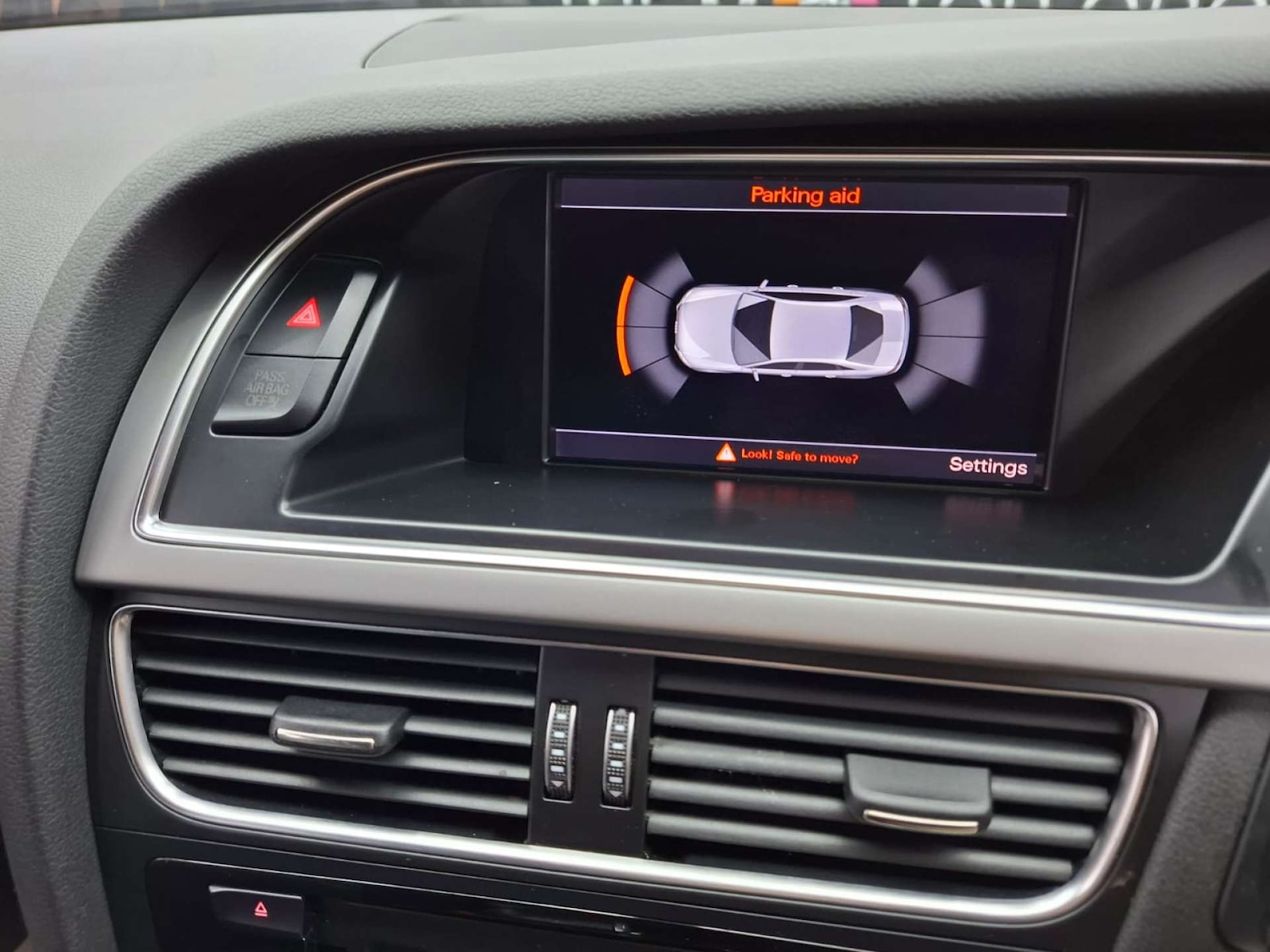 Used Audi A4 2014 for sale - 76921348: Photo 27