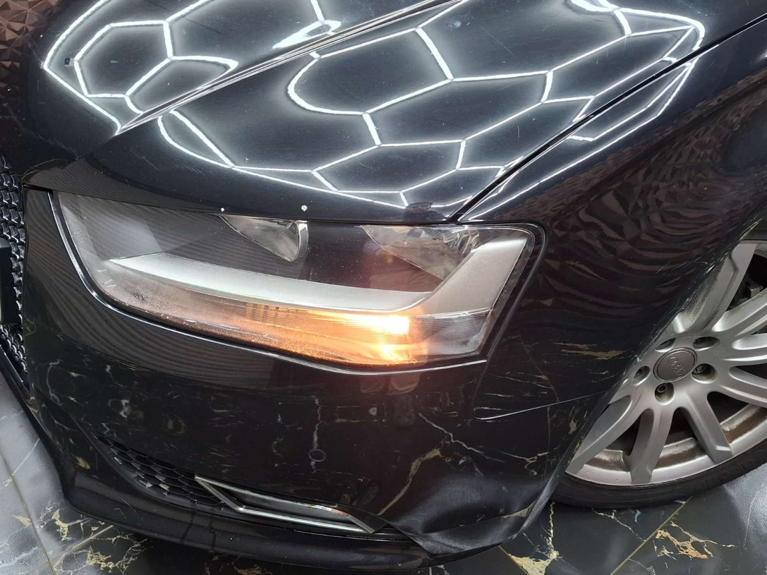 Used Audi A4 2014 for sale - 76921348: Photo 6