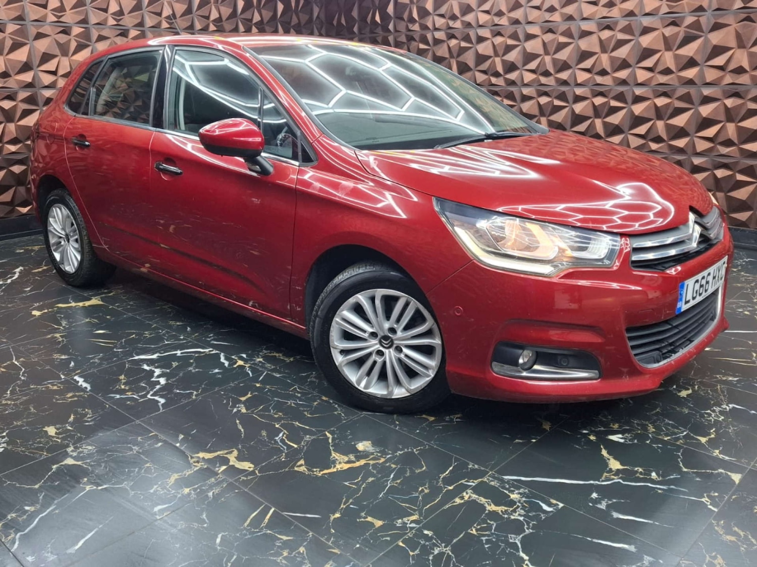 Used Citroen C4 2016 for sale - 77151264: Photo 2