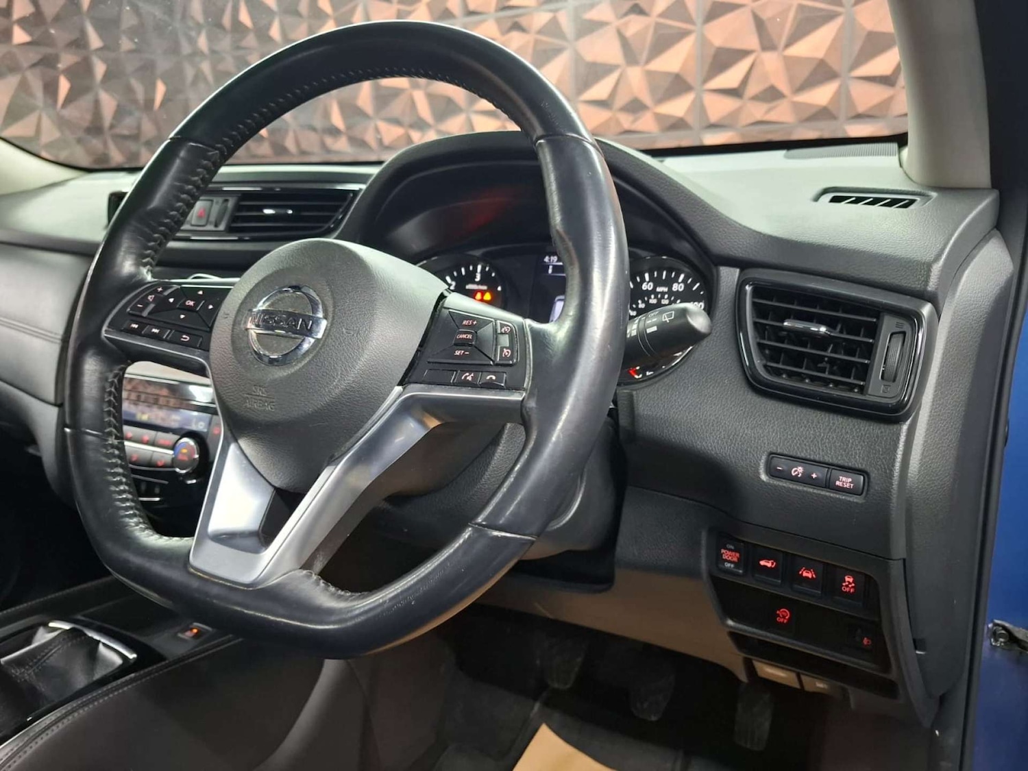 Used Nissan X-Trail 2019 for sale - 76921452: Photo 25