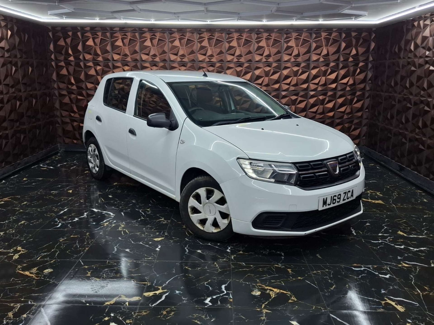 Used Dacia Sandero 2019 for sale - 77151226: Photo 2