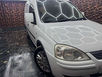 Used Vauxhall Combo 2011 for sale - 78510968: Photo