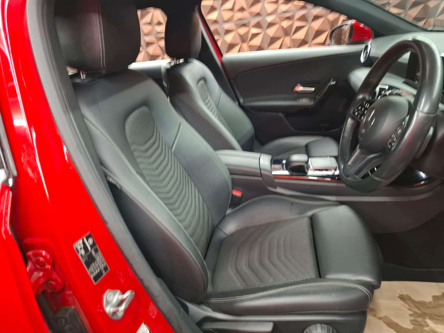 Used Mercedes-Benz A-Class 2019 for sale - 76921313: Photo 8