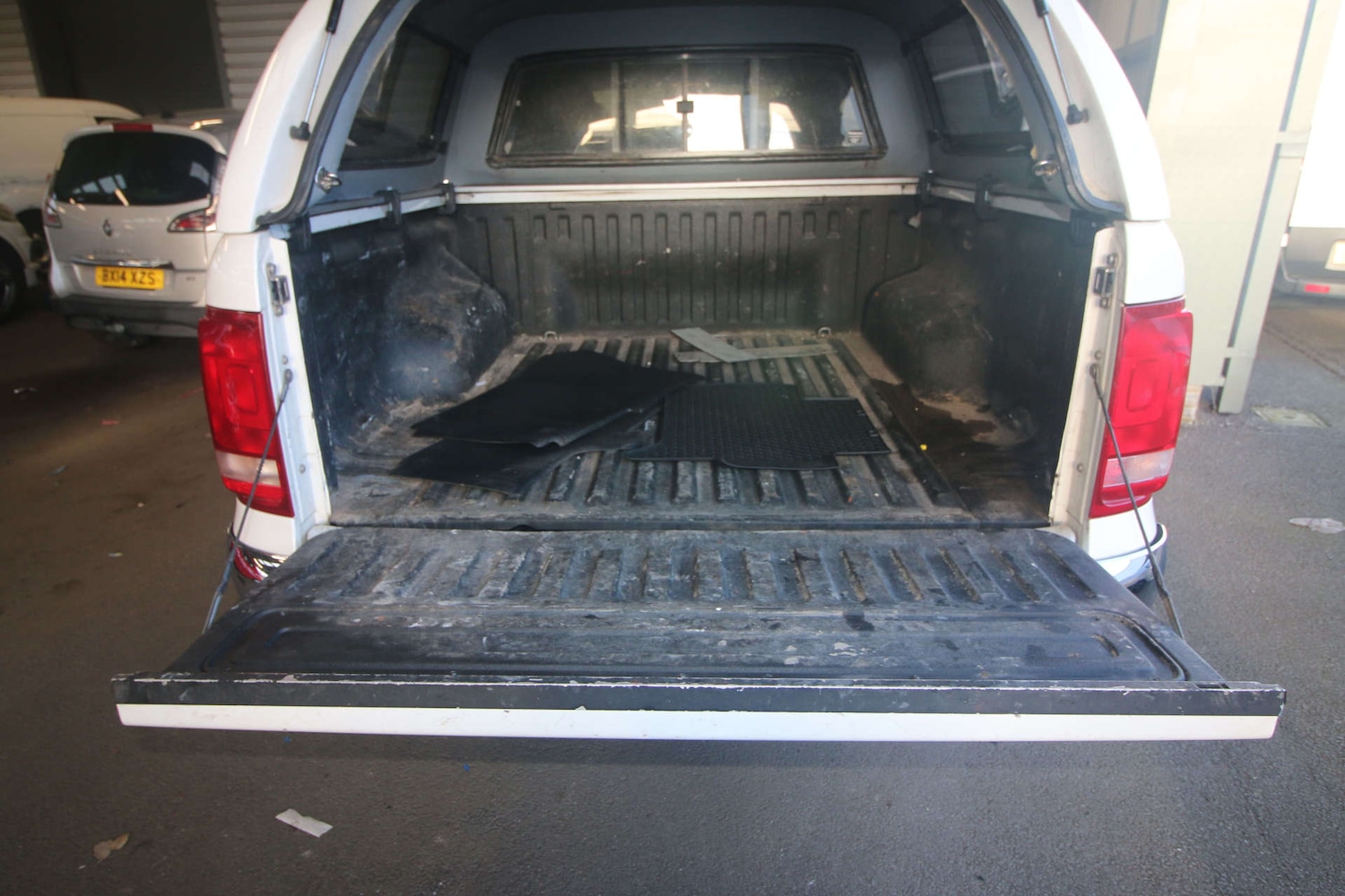 Used Volkswagen Amarok 2015 for sale - 77837295: Photo 12