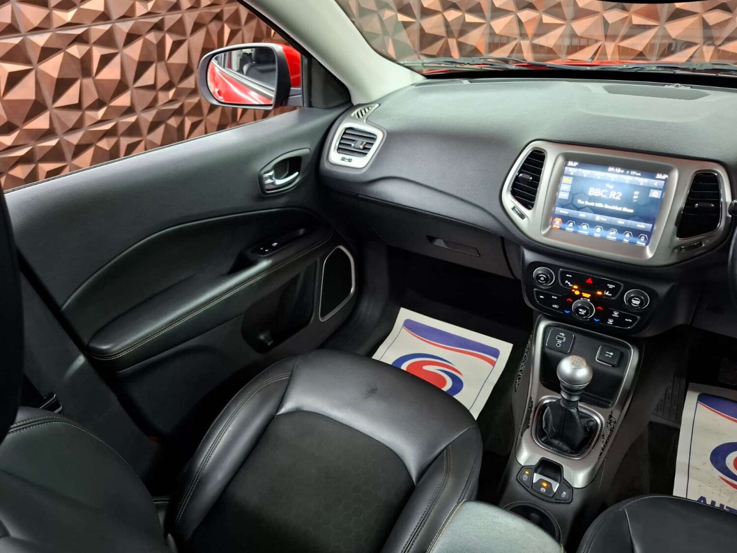 Used Jeep Compass 2018 for sale - 76921360: Photo 10