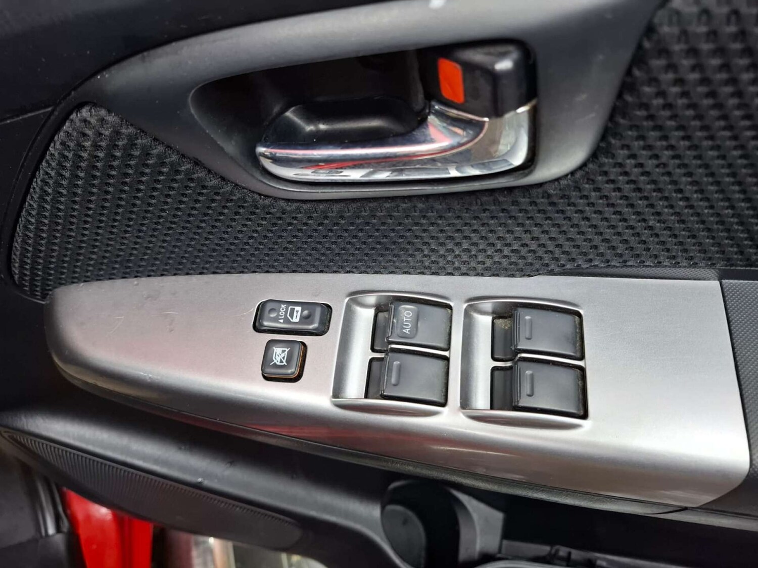 Used Toyota Hilux 2015 for sale - 76921401: Photo 9