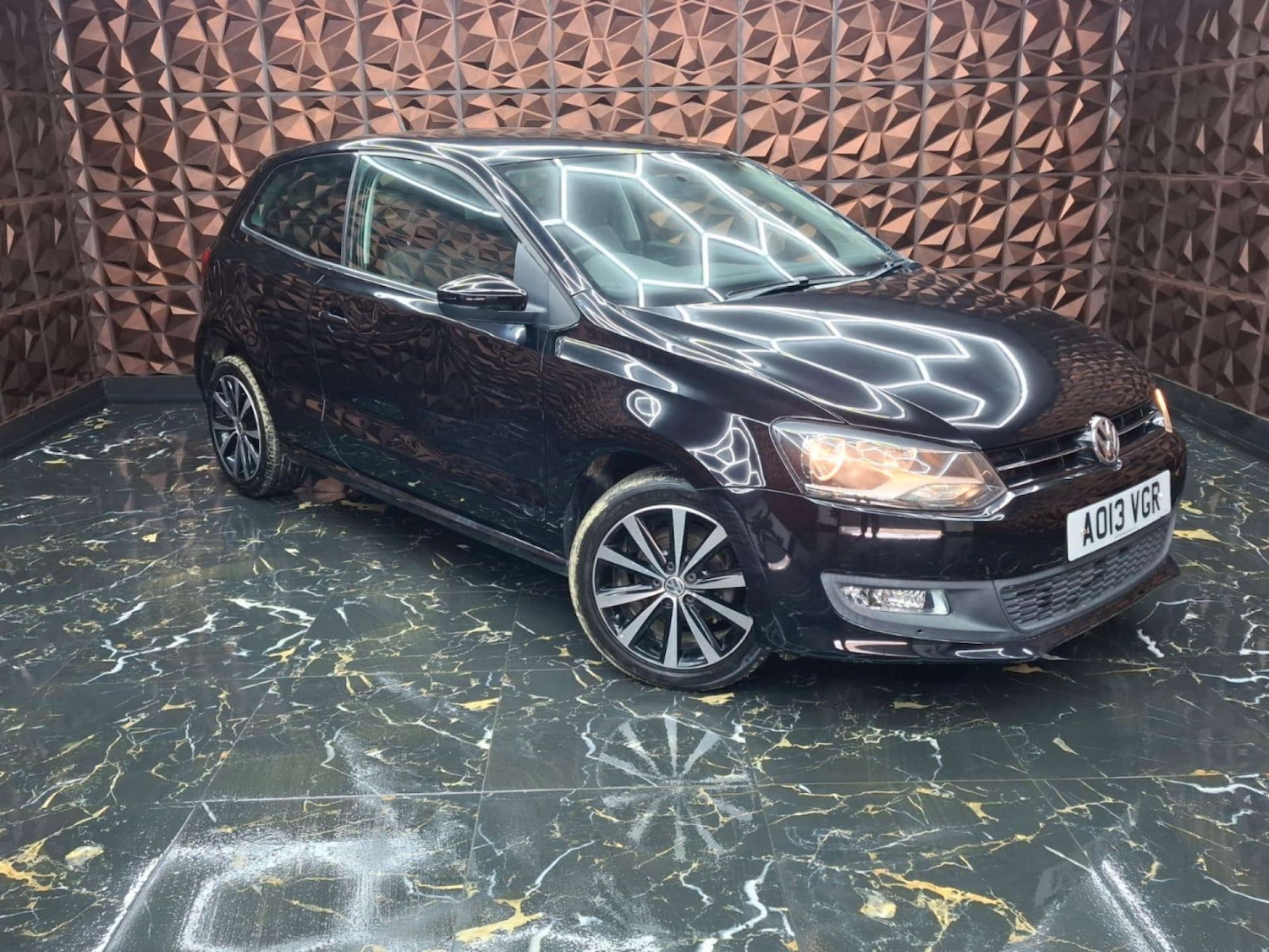 Used Volkswagen Polo 2013 for sale - 76921312: Photo 9
