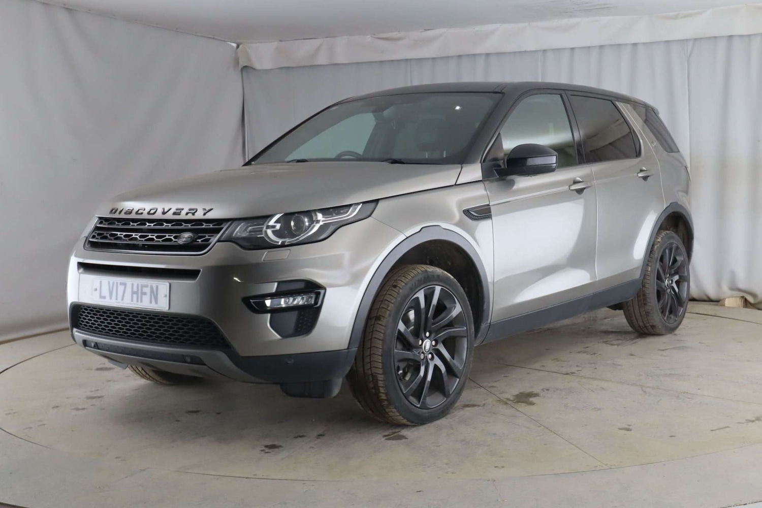 Used Land Rover Discovery Sport 2017 for sale - 77809758: Photo 3