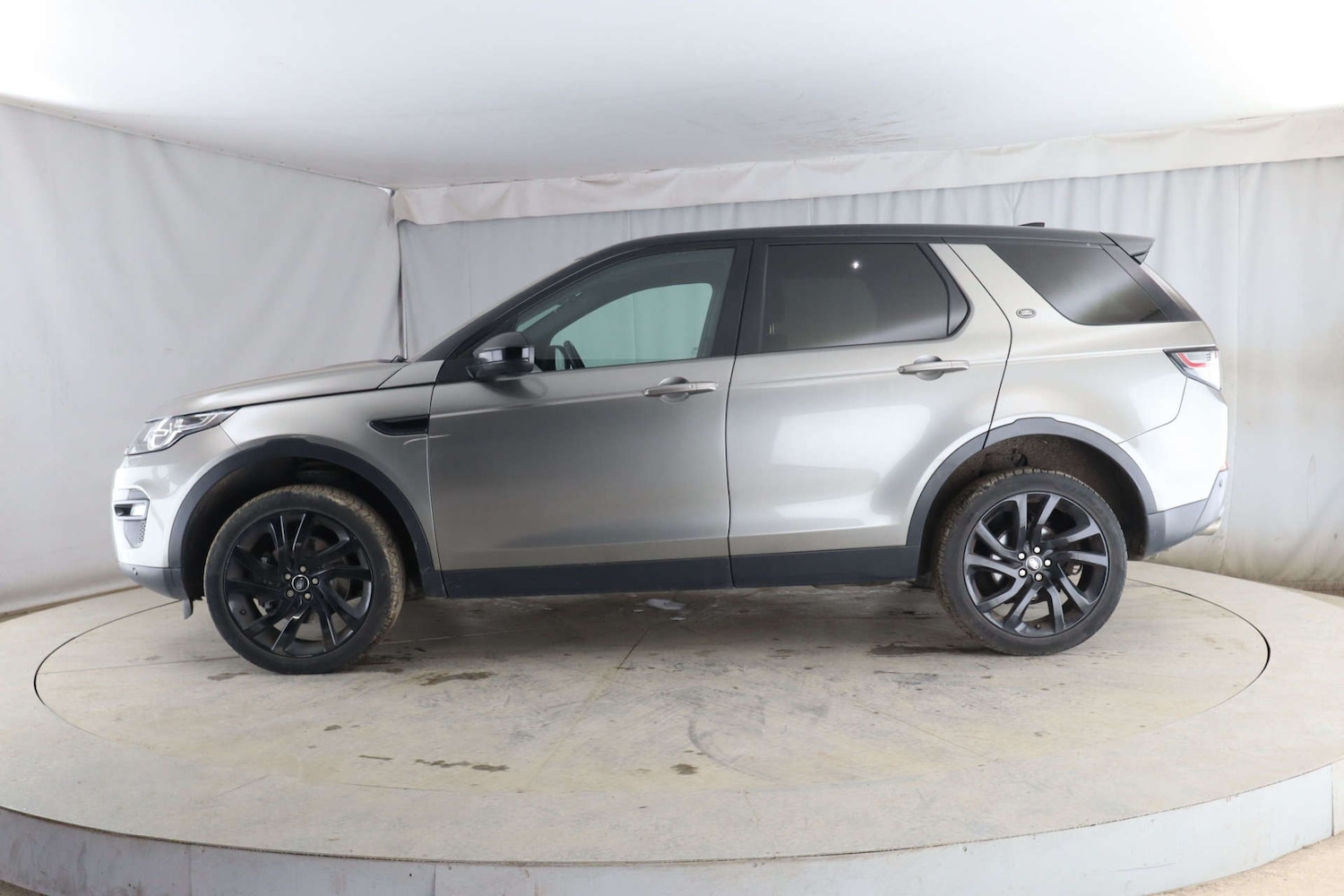 Used Land Rover Discovery Sport 2017 for sale - 77809758: Photo 4