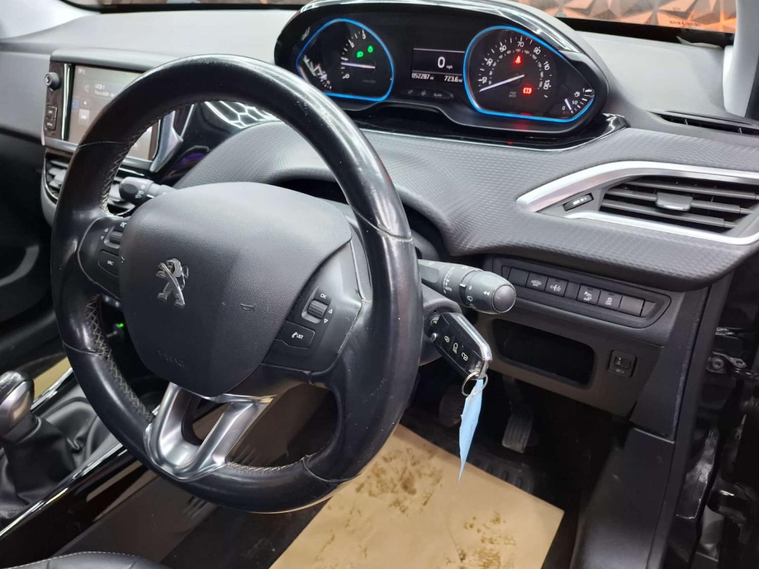 Used Peugeot 2008 2016 for sale - 76921374: Photo 33