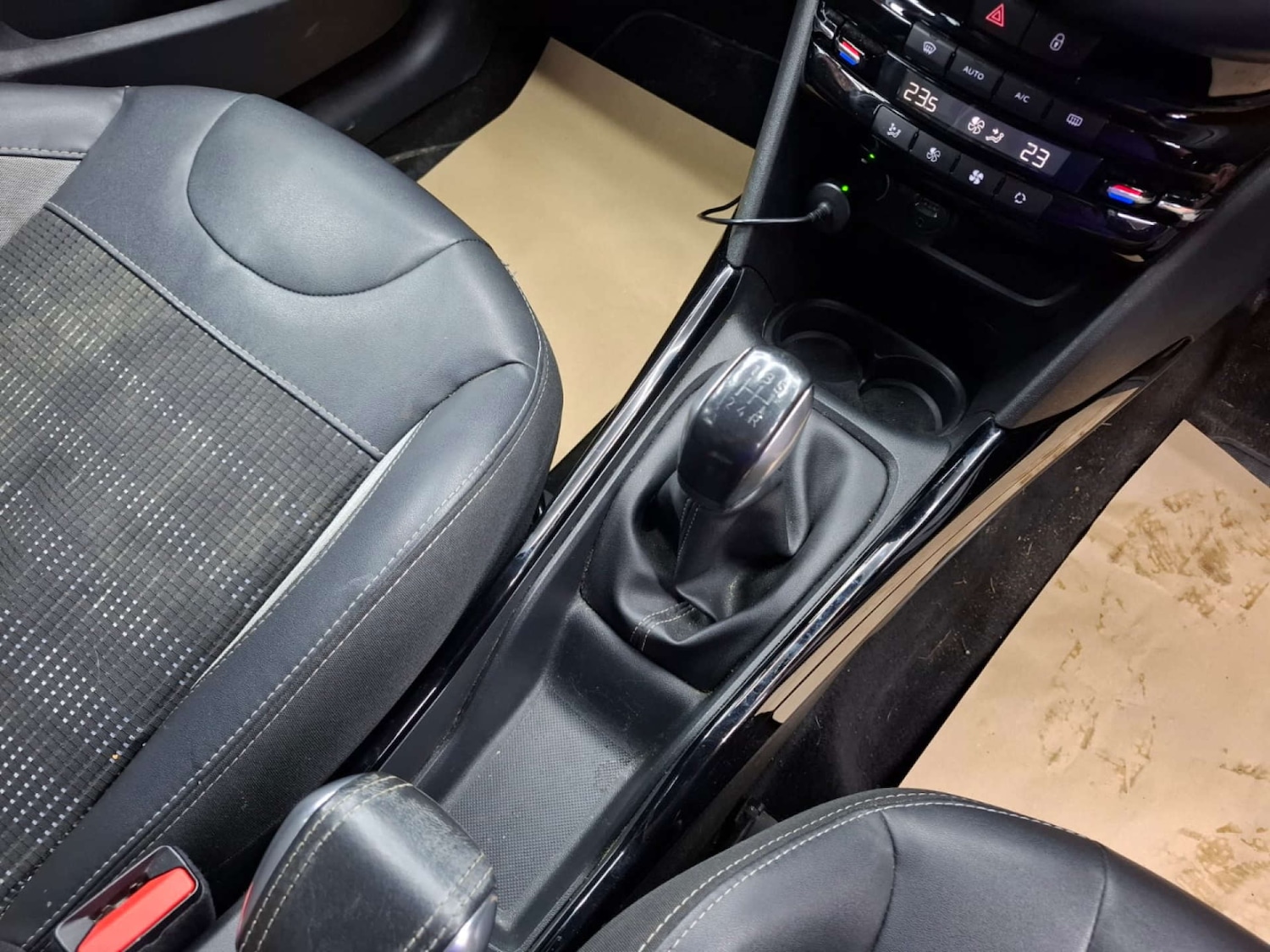 Used Peugeot 2008 2016 for sale - 76921374: Photo 36