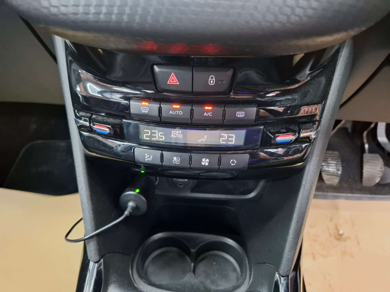 Used Peugeot 2008 2016 for sale - 76921374: Photo 38