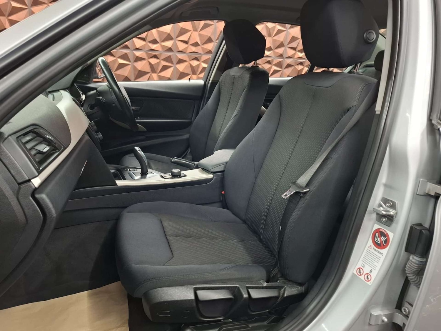 Used BMW 3 Series 2015 for sale - 76921404: Photo 11