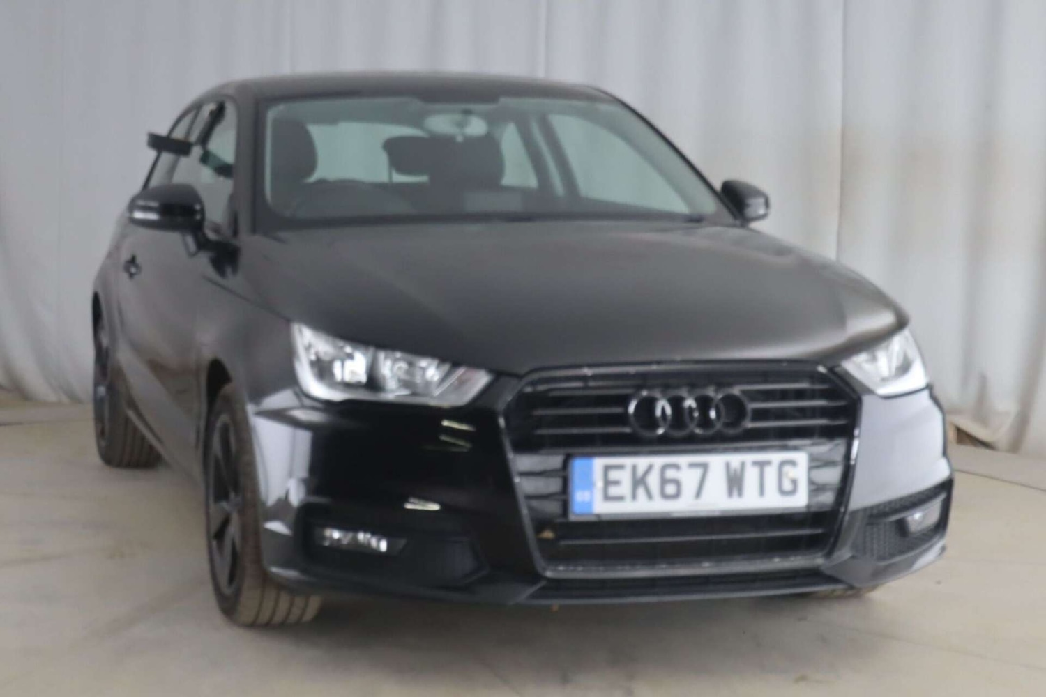 Used Audi A1 2017 for sale - 77173420: Photo 2
