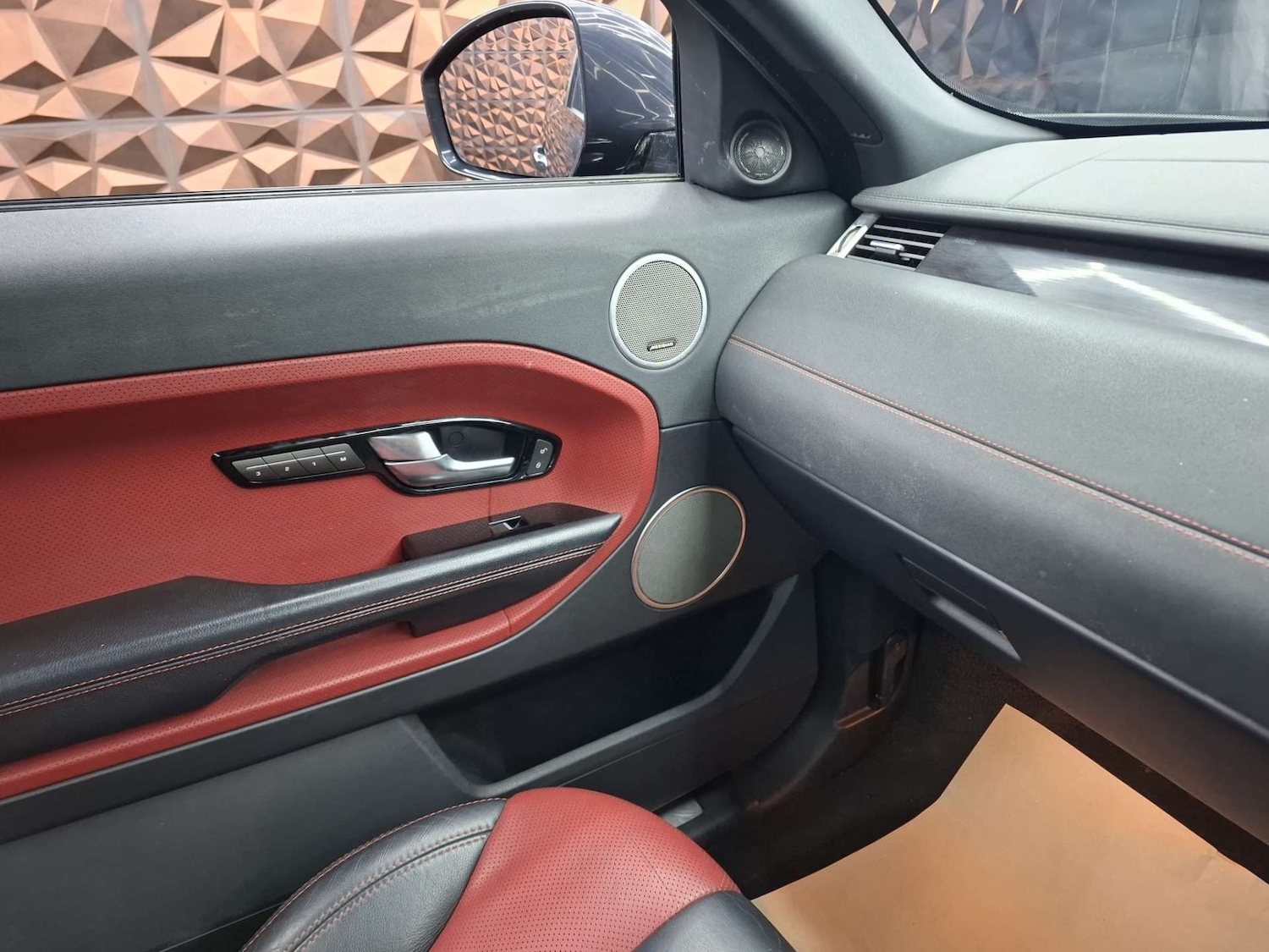 Used Land Rover Range Rover Evoque 2015 for sale - 77173409: Photo 9