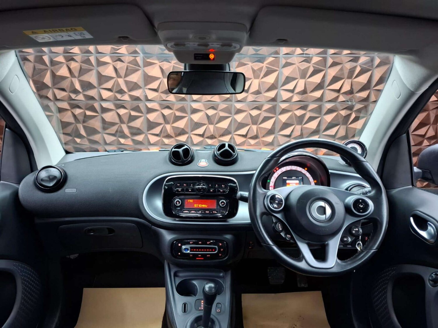 Used smart fortwo 2017 for sale - 76921483: Photo 17