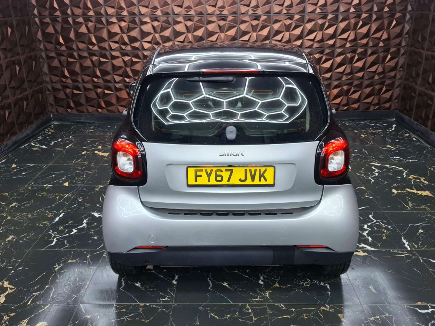 Used smart fortwo 2017 for sale - 76921483: Photo 32