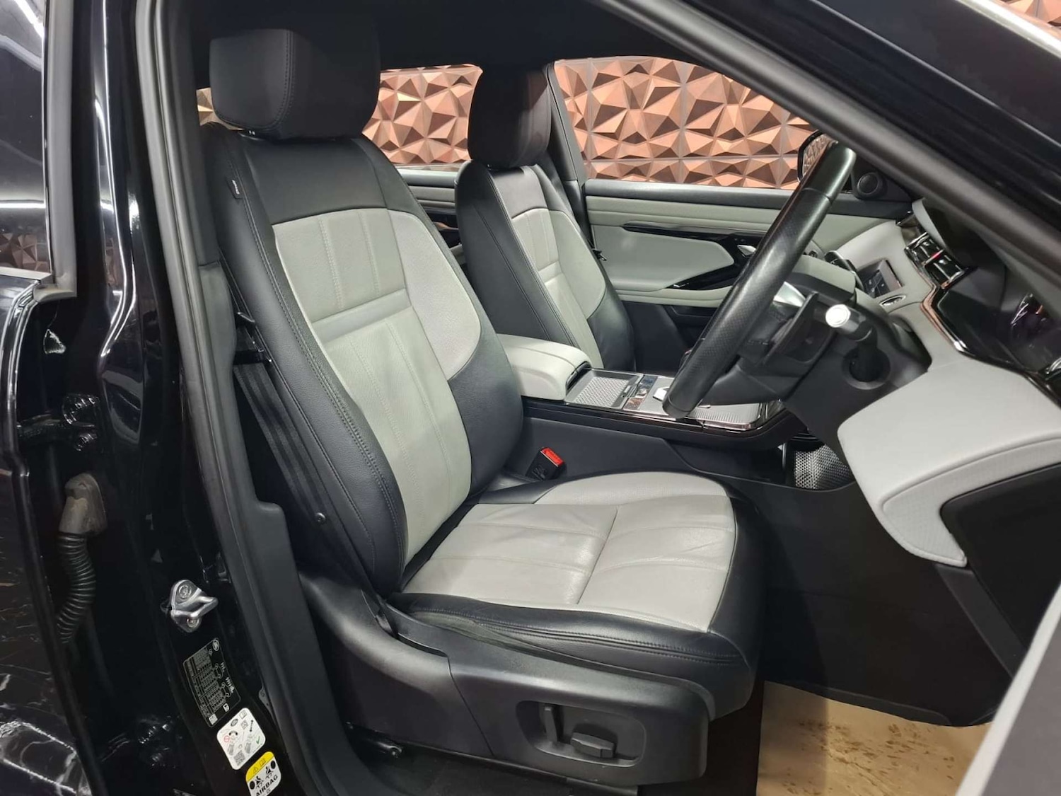 Used Land Rover Range Rover Evoque 2020 for sale - 77173430: Photo 8