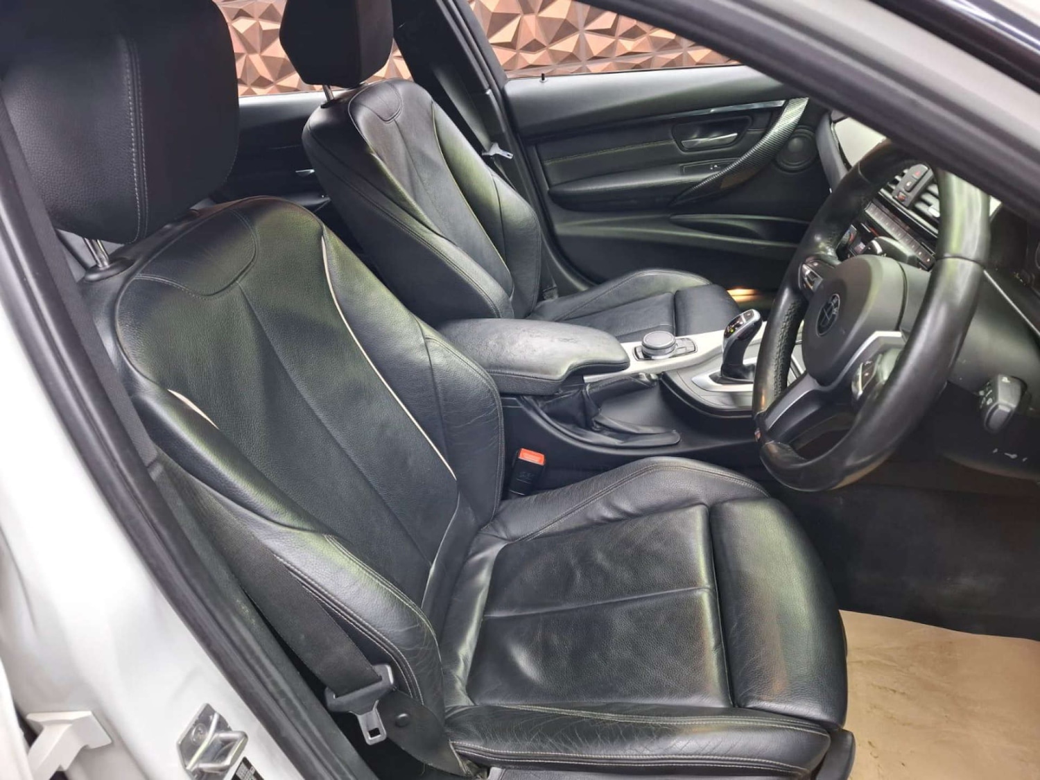 Used BMW 3 Series 2017 for sale - 76921384: Photo 10