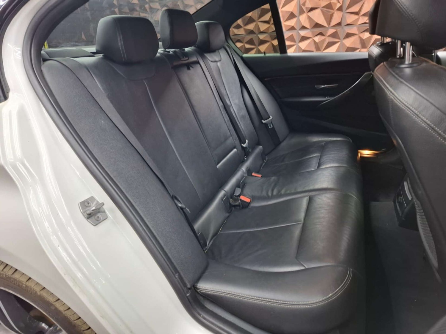 Used BMW 3 Series 2017 for sale - 76921384: Photo 12