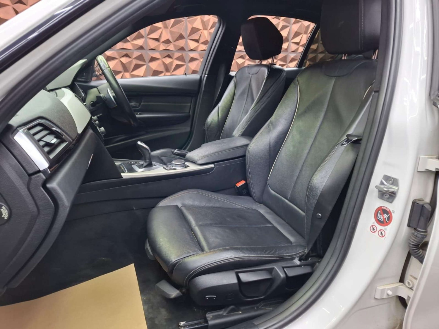 Used BMW 3 Series 2017 for sale - 76921384: Photo 15