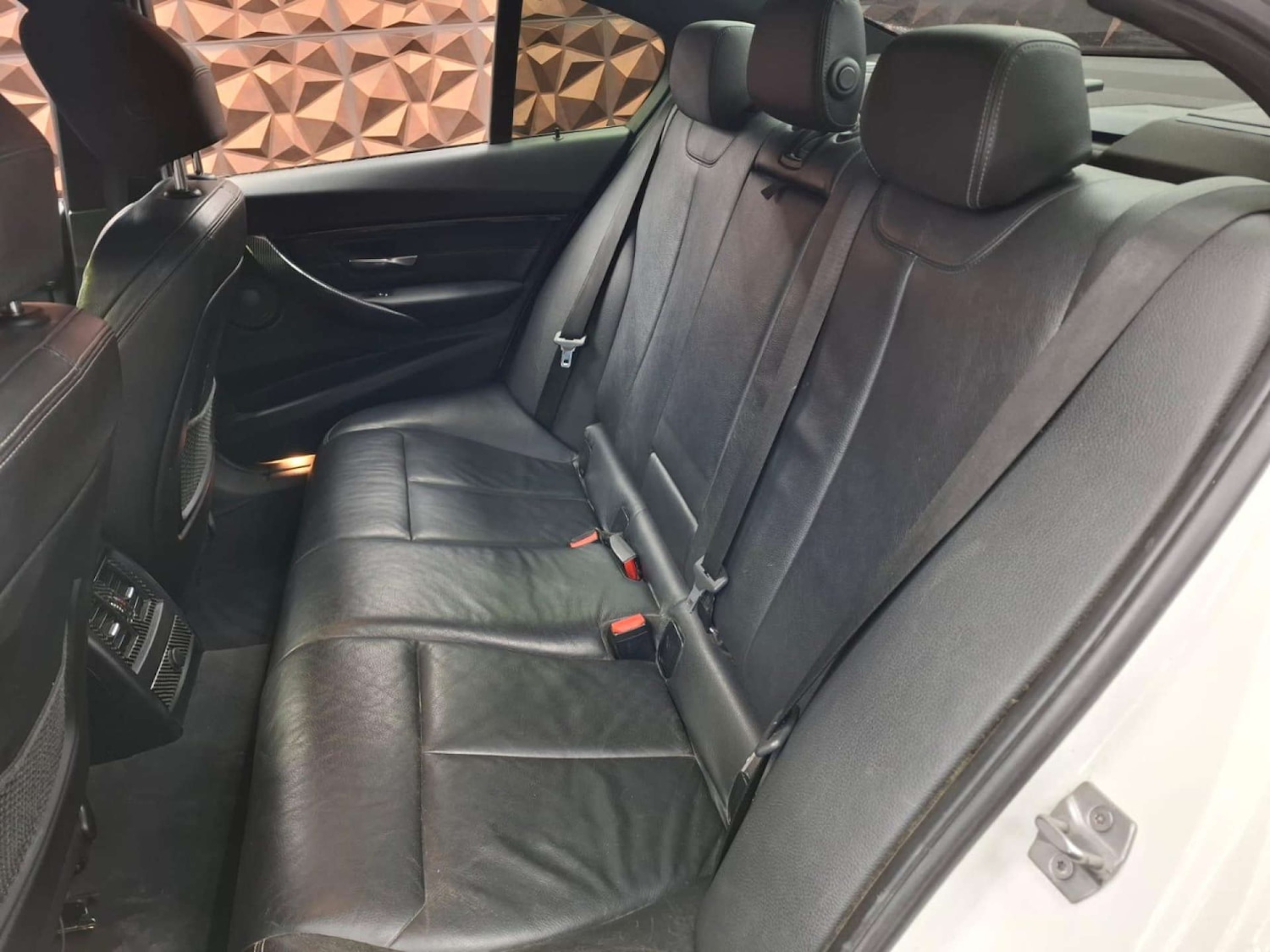 Used BMW 3 Series 2017 for sale - 76921384: Photo 20