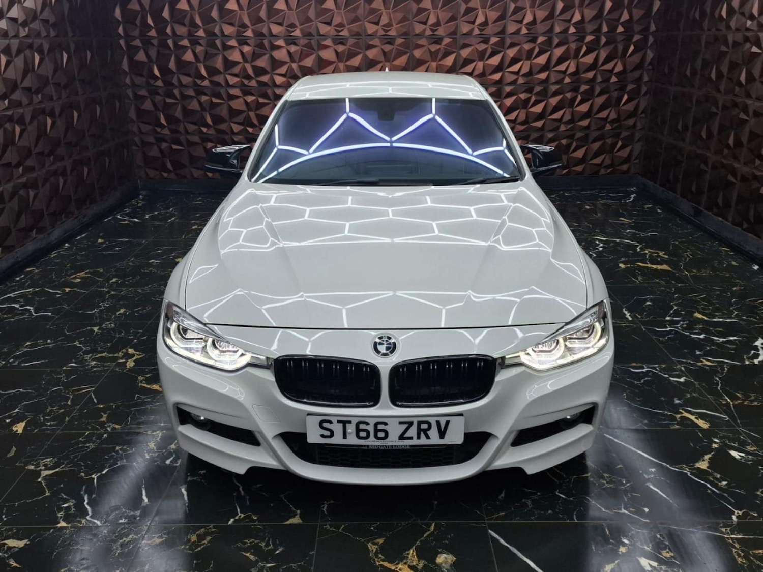 Used BMW 3 Series 2017 for sale - 76921384: Photo 4