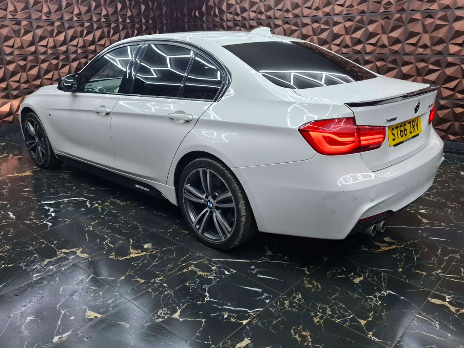 Used BMW 3 Series 2017 for sale - 76921384: Photo 41